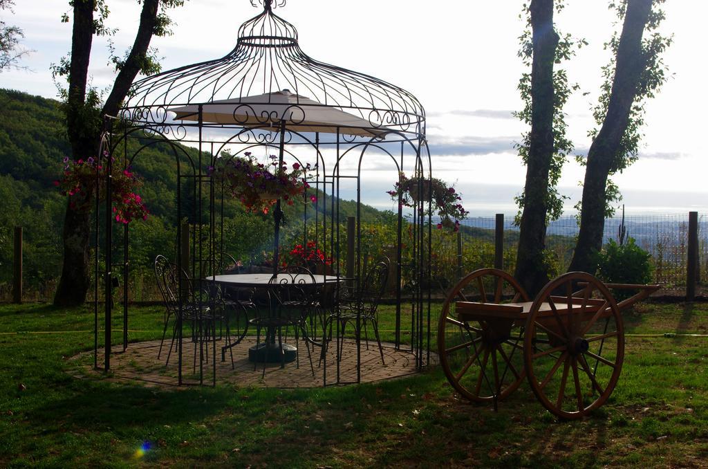 Auberge Les Tables Du Ban Saint-Pierre-la-Palud Εξωτερικό φωτογραφία